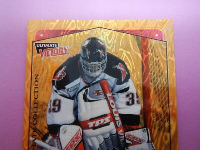 1999-00 Upper Deck Ultimate Victory Collection / 100 Dominik Hasek