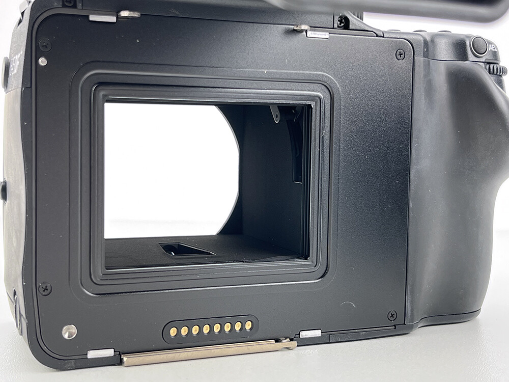 New old stock Mamiya Leaf 645DF+ Schneider-Kreuznach 80mm f/2.8 LS