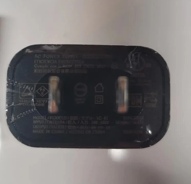 NEW Motorola SA18C38055 18W 4023014 K98J120007 Charger USB Wall  