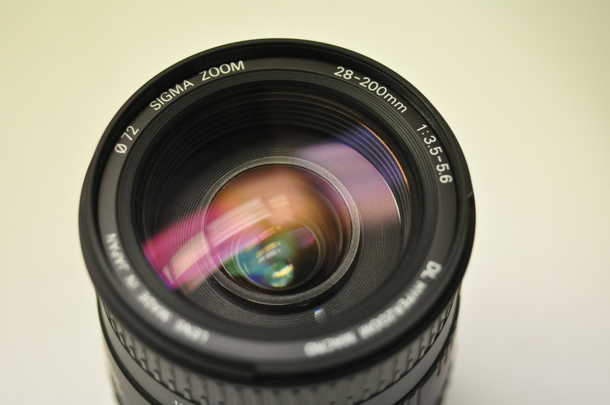 Sigma AF 28-200mm f3.5-5.6 DL Hyperzoom macro aspherical lens w