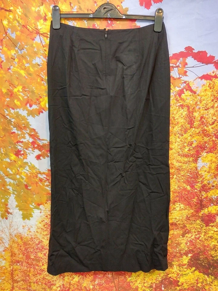 Falda Emporio Armani negra 50% lana 49% viscosa. Reino Unido Mujer Talla W28 L34 Foto 2 de 4