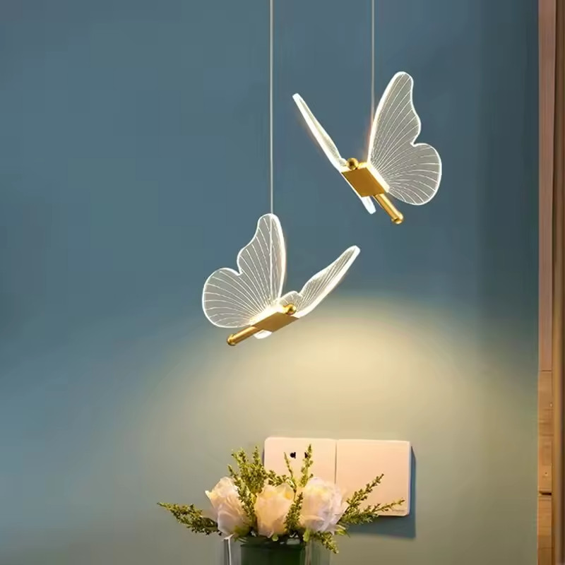 Lustre suspension papillon LED design scandinave pour éclairage de chevet