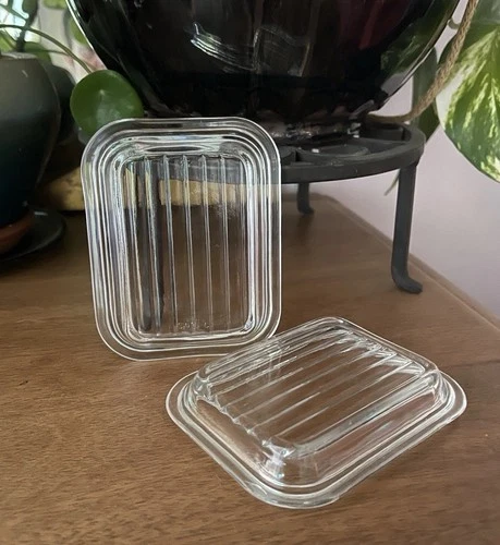 Two Vintage Pyrex Replacement Lids 501-C Refrigerator Dish - LID ONLY 2