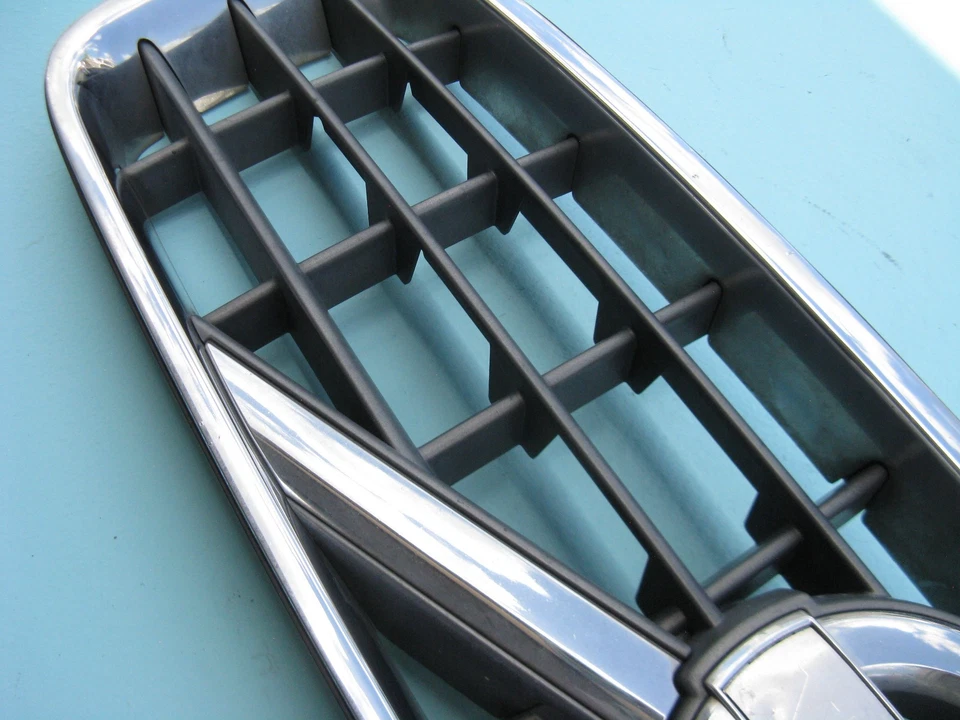 11 12 13 14 VOLVO XC90 CAPÓ SUPERIOR DELANTERO REJILLA REDONDO EMBLEMA USADO GENUINO #2 Foto 3 de 4