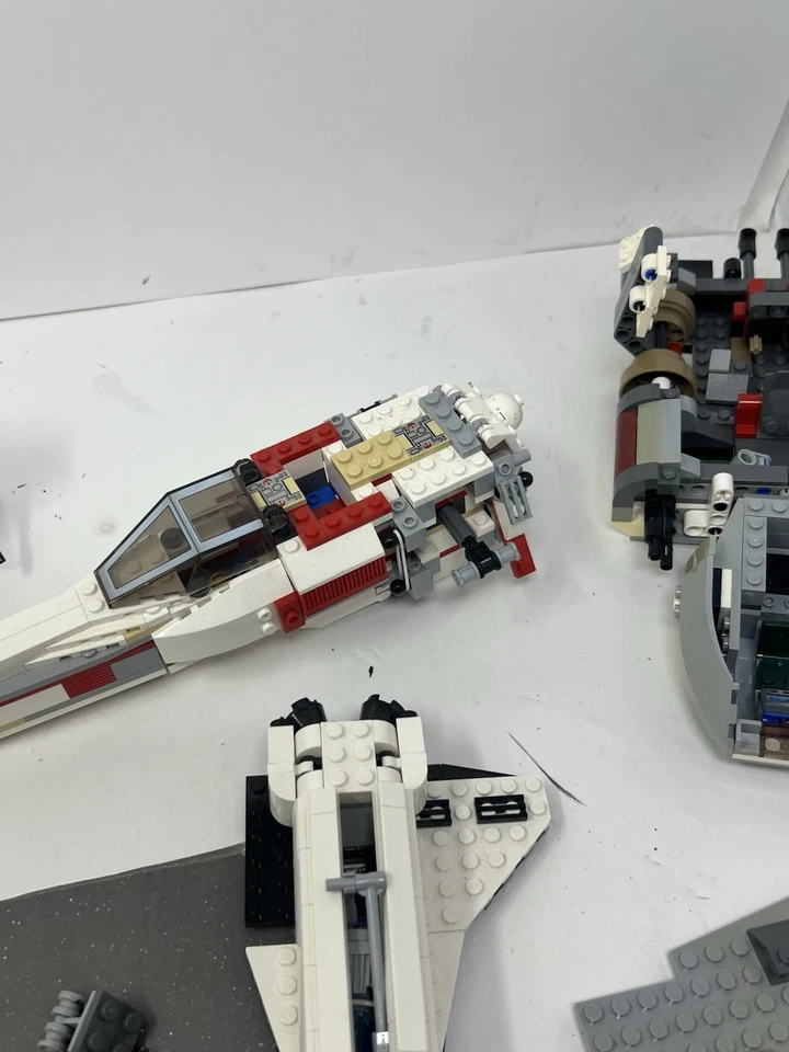 LEGO STAR WARS #75172 Y-WING STARFIGHTER + 75092 Naboo’s No COMPLETO Foto 4 de 4