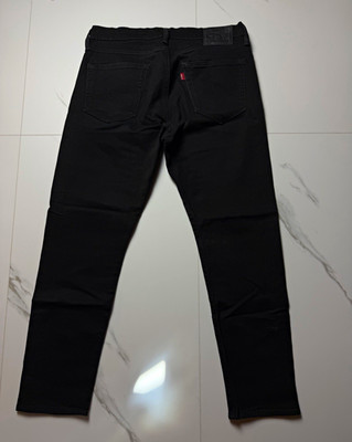 Levi's 512 Herren Jeans schwarz Denim Gr. 34 L30 Slim Tapered Stretch