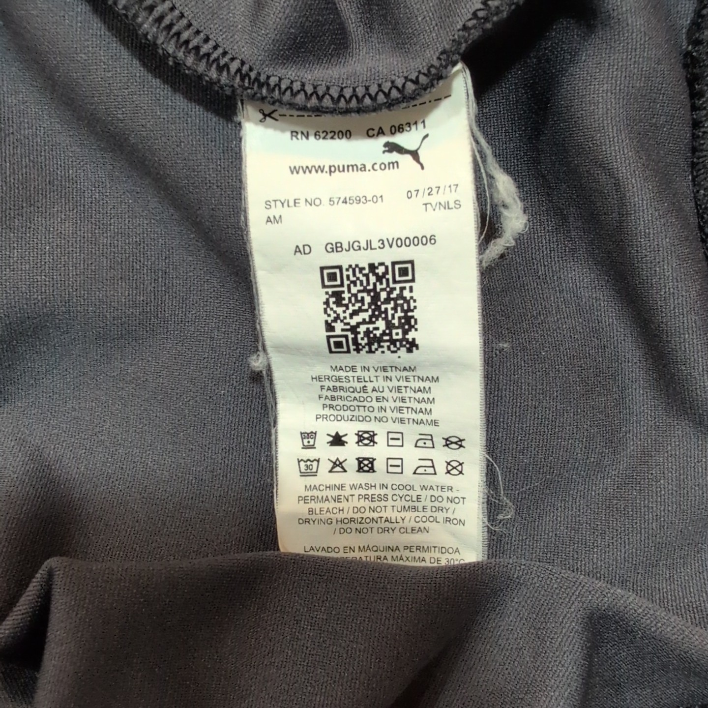 Puma Half-Zip Performance Pullover with Chest Zip… - image 9