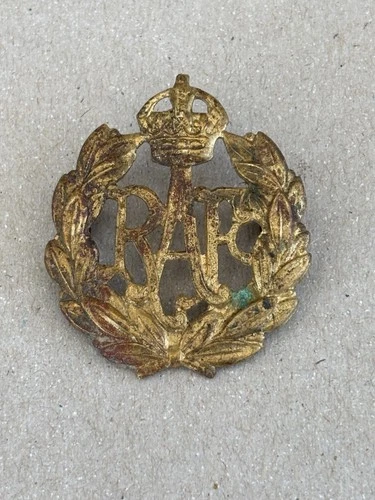Replacement WW2 Era RAF Royal Air Force Cap Badge. Kings Crown