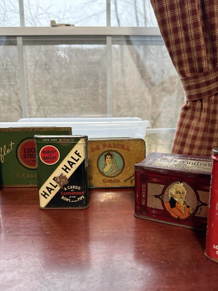 Colección de latas de tabaco vintage incluyendo Lucky Strike, Prince Albert, Más Foto 3 de 4