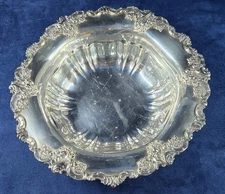 Baroque by Wallace 207 Silver Plate Vegetable Bowl Ornate 11" Vintage Serving
