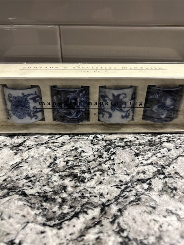 Set 4 anelli tovagliolo Pier 1 blu mandarino e bianco nuovi in confezione - Foto 1 di 4