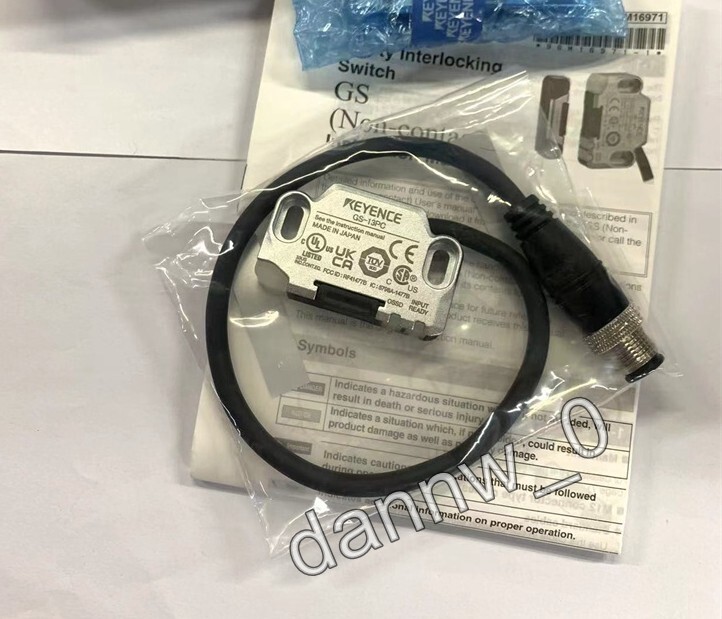 New In Box KEYENCE GS-13PC Safety Interlock Switch | eBay
