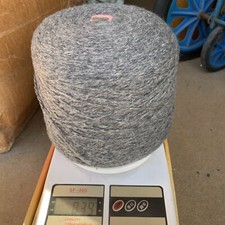 Cashmere / wool blend Yarn cone color in grey