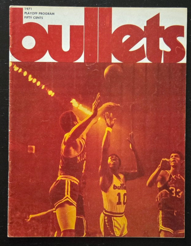 1971 BALTIMORE BULLETS BASKETBALL NBA PLAYOFF PROGRAM vs. NEW YORK KNICKS UNSELD