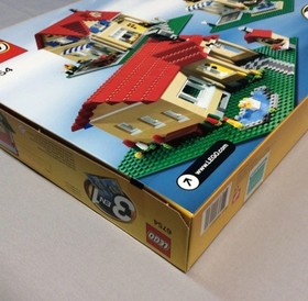 Retired Lego Creator 3-in-1 Family Home Set 6754