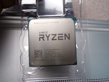 AMD Ryzen 2nd Gen 7 2700X - 4.3 GHz Eight Core YD270XBGM88AF Processor 8755