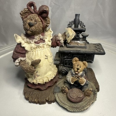 Boyds Bears Bearstone Aunt Becky Zack QUALITY CONTROL Baking Cookies Figurine