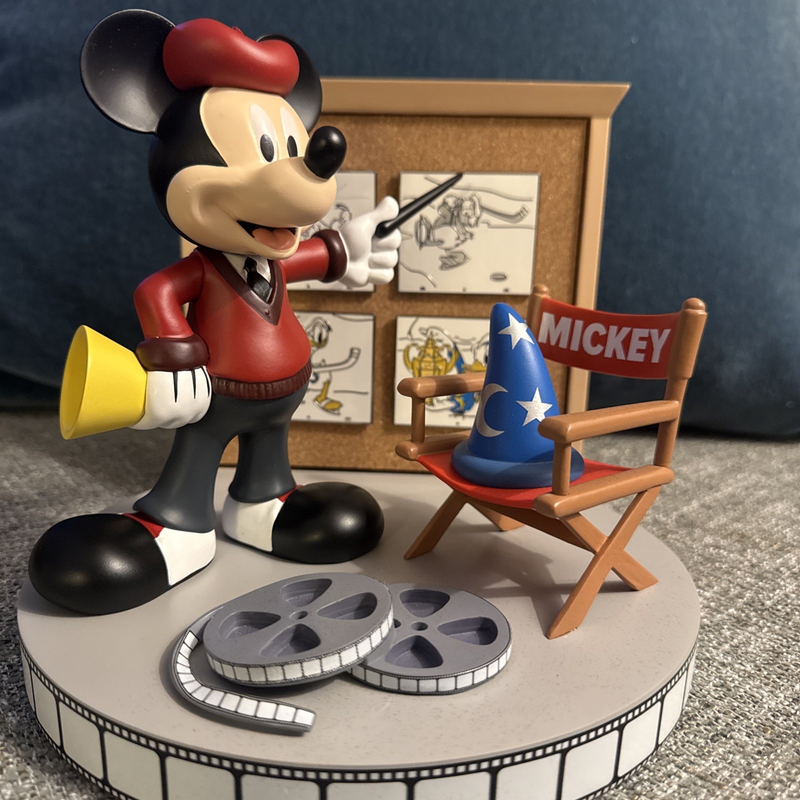 2026 Disney D23 Expo Exclusive Limited Edition LE 100 Mickey Figurine Pin Set 