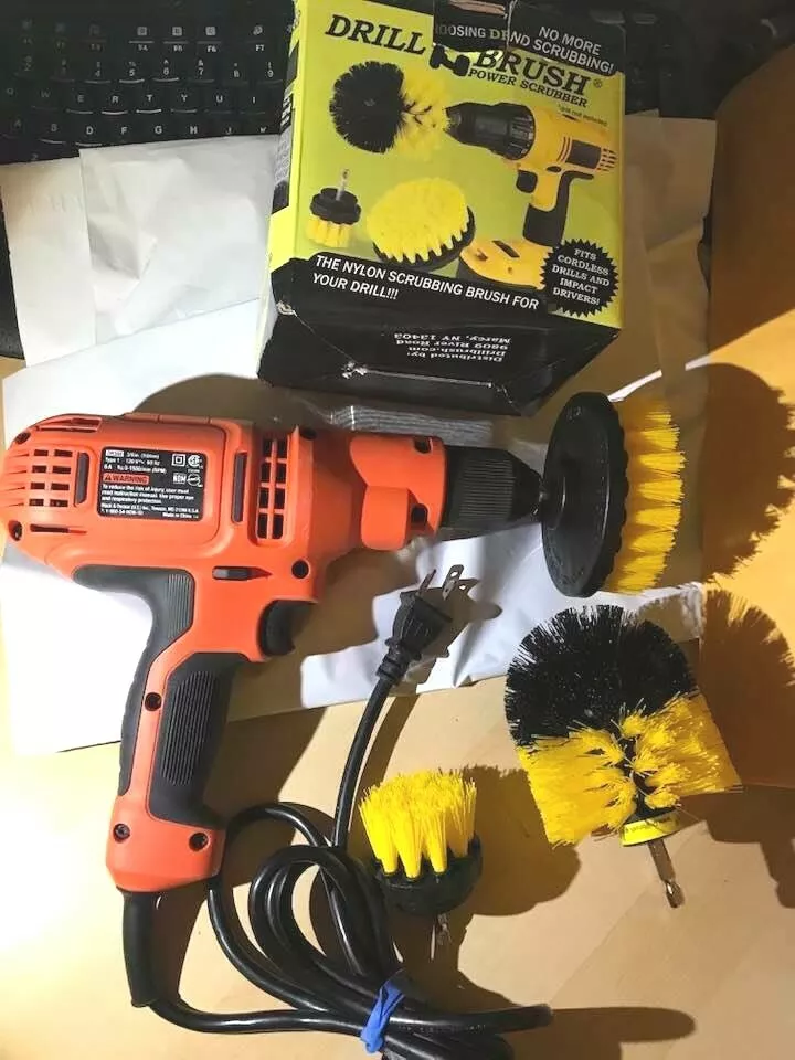 Black and cheap decker drill brushes