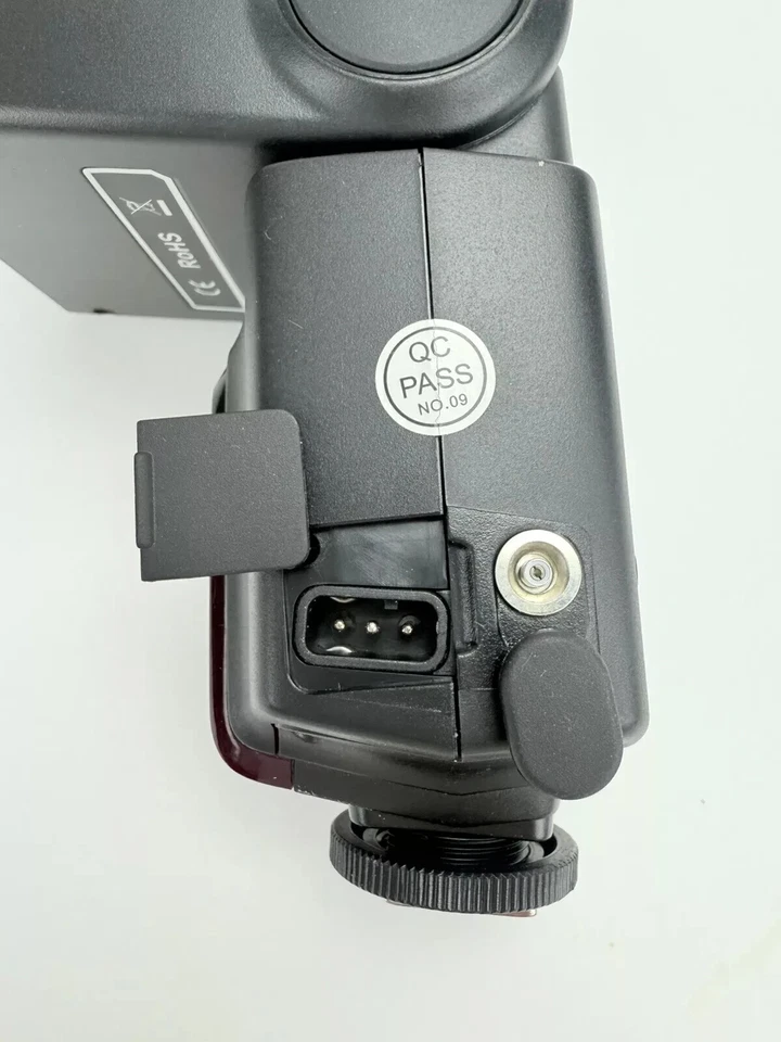 Neewer TT560 Flash Speedlite GN38 For Canon Nikon Panasonic Olympus Pentax - Image 2 of 4