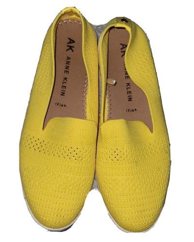 jordan retro 13 university gold