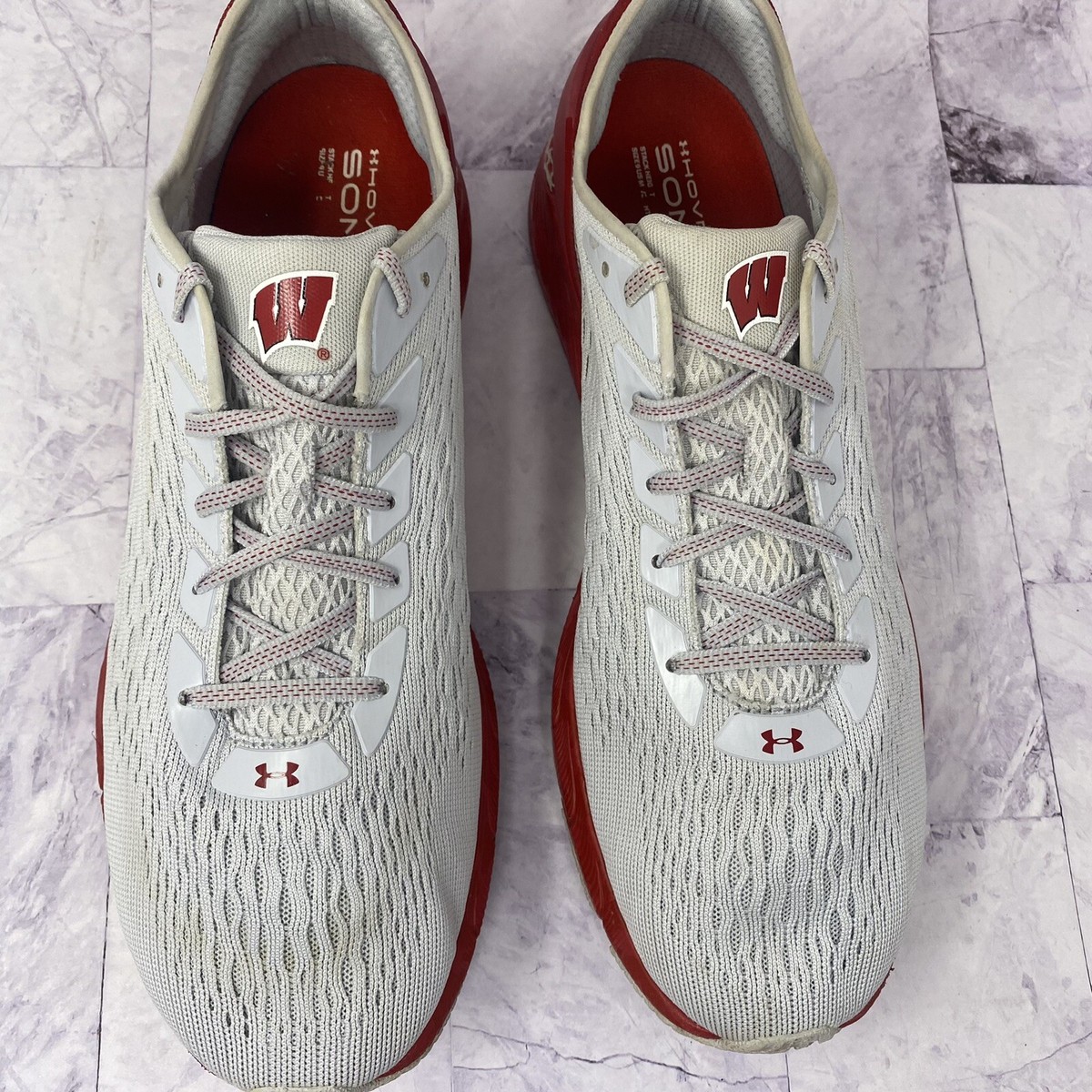 Under Armour Wisconsin Badgers Bluetooth UA HOVR Sonic 3