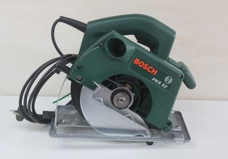 Bosch PKS 52 Hand Kreissäge mit Hartmetallblatt Schnitttiefen /Gehrungseinstell