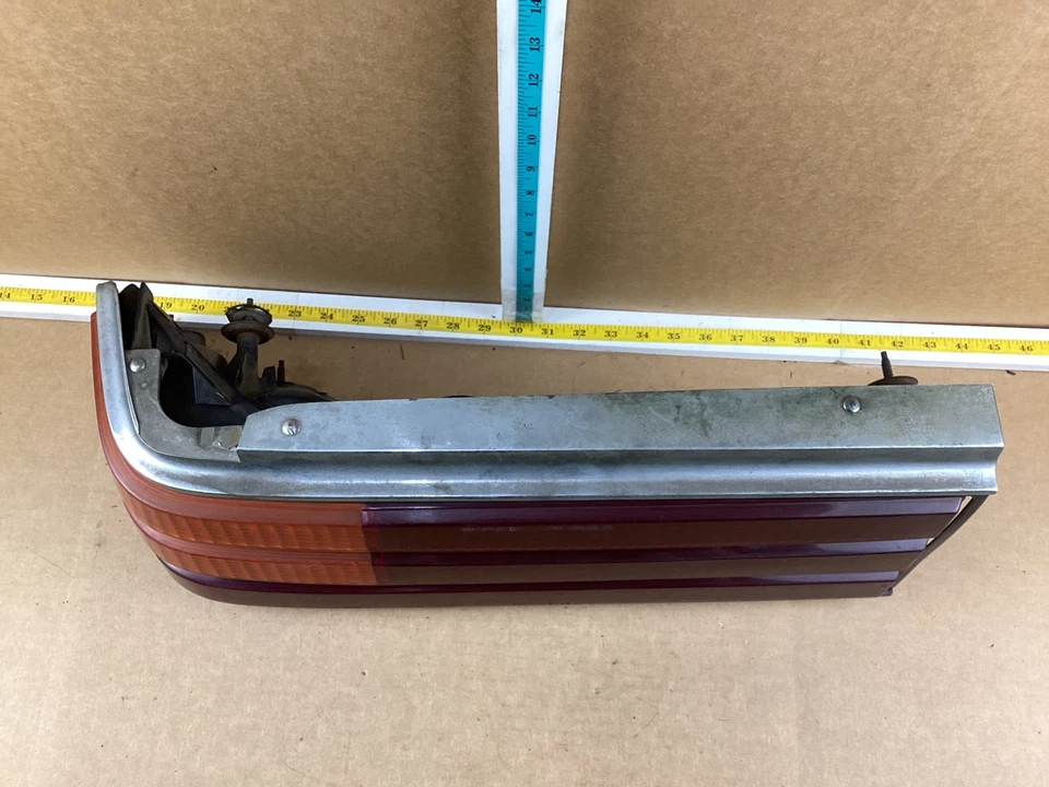 1984-1988 Pontiac 6000 Rear Left Driver Side Tail Light Assembly 16506263 - Image 3 of 4