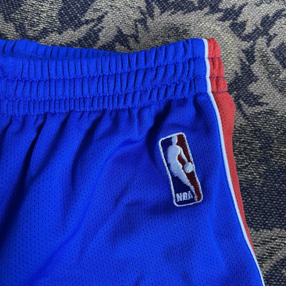 Pantalones Cortos De Colección Reebok NBA Niños Talla L Azul Logo Foto 2 de 4