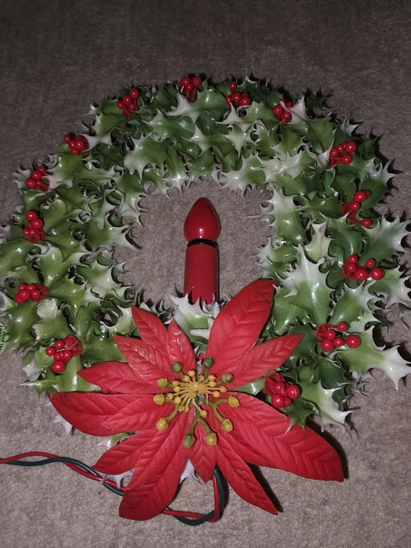 Vintage Holly Plastic Christmas Wreath Berries Candle Still Works 1960s Great!!!