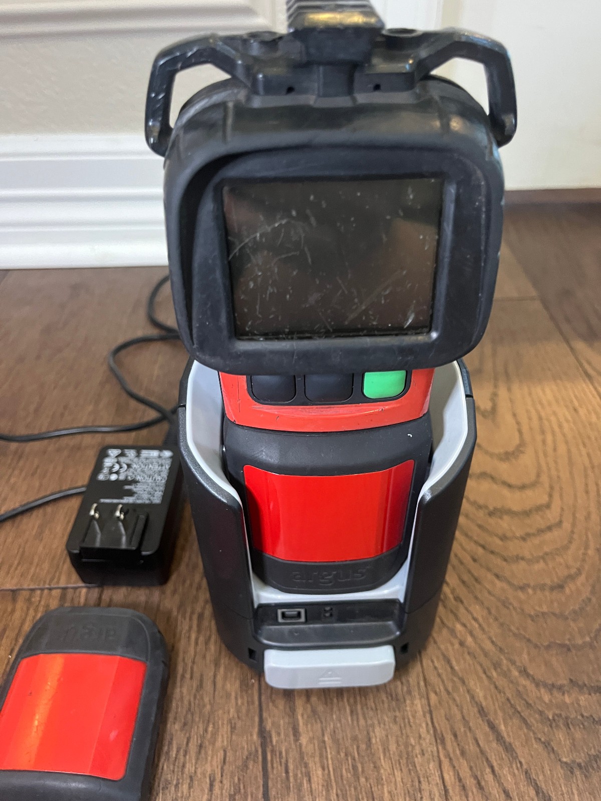 ARGUS MI-320-3 (Three Button) Thermal Imaging Camera w/Extra battery & Charger!