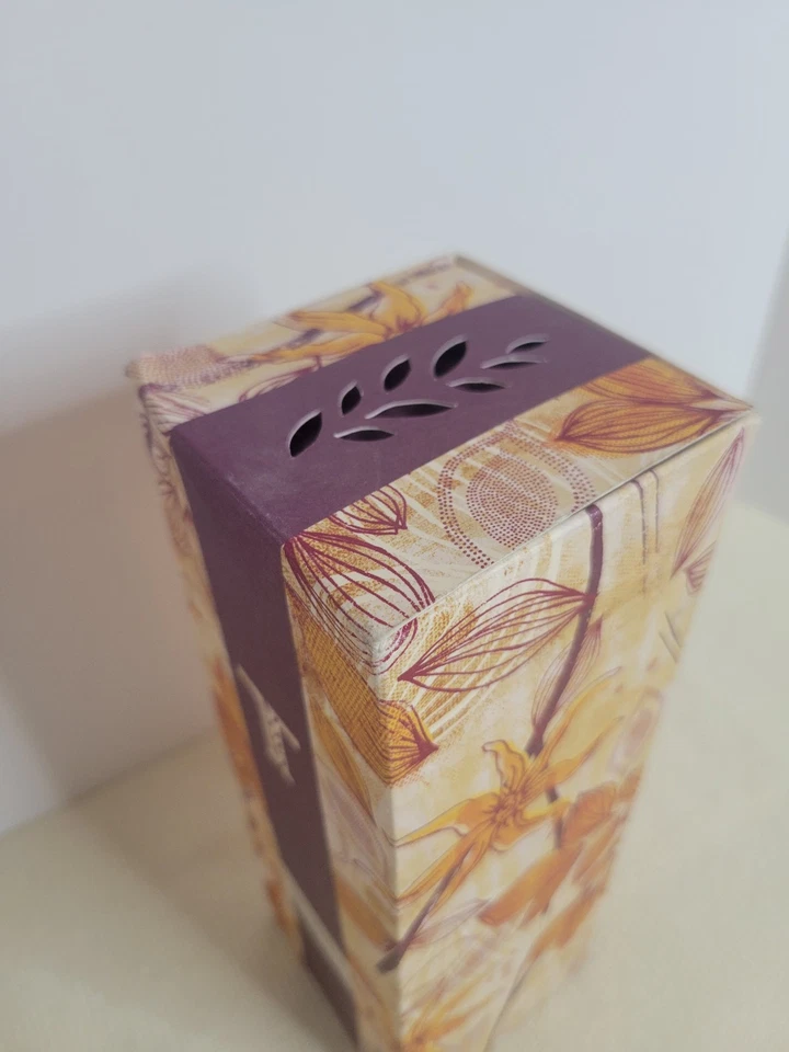 THYMES INDIGENOUS ROOM FRAGRANCE MALASY VANILLE REED DIFFUSER ~ NEW IN BOX - Image 3 of 4