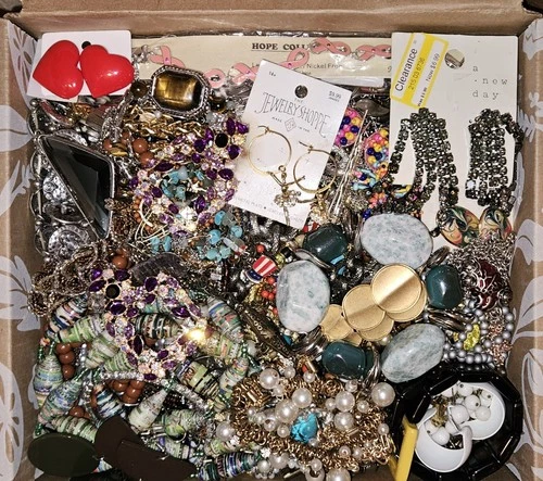 Costume Jewelry Lot ALL WEARABLE 11+lbs. Vintage-Mod Treasure Hunt #112