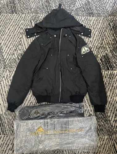 Men's Moose Knuckle Jacket Fur Hood Size Medium Black Full Zip Pockets Lined - product listing photo