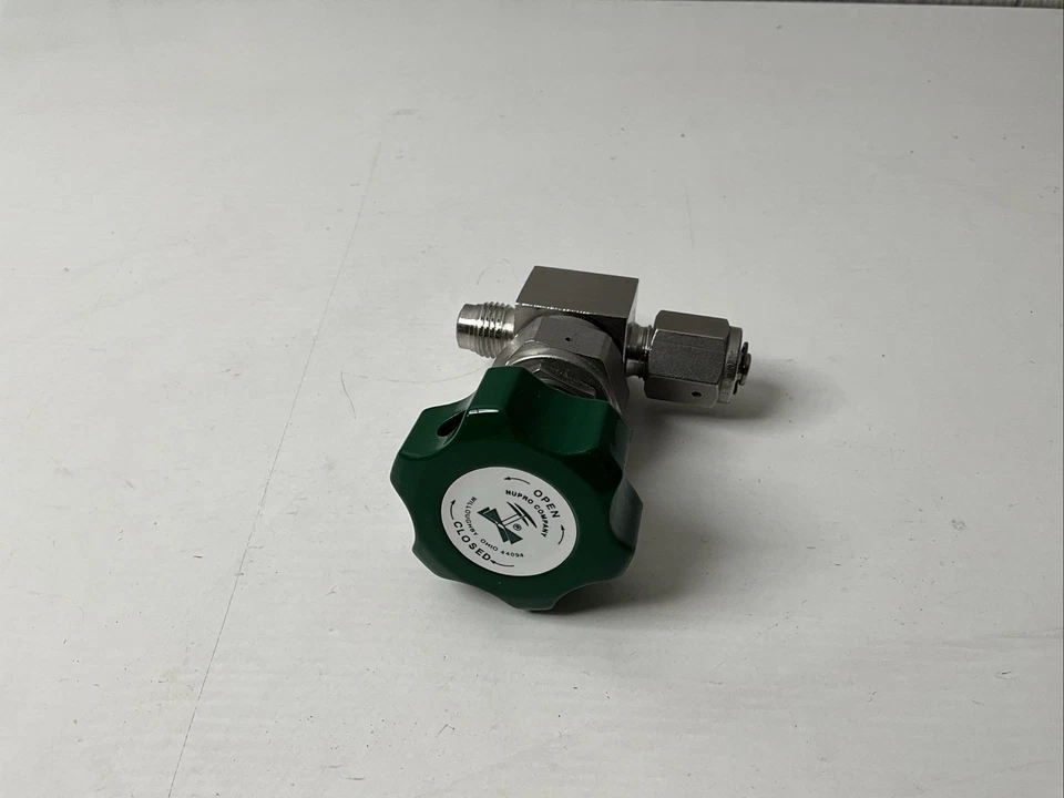 Nupro SS-DSVCR4-PX High Purity/Pressure SEALED Diaphragm Valve 1/4 Fitting - Image 2 of 4