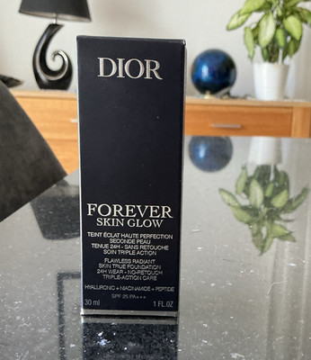 Dior Forever Forever Skin Glow Foundation leuchtend 3W Warm 30 ml LSF 25