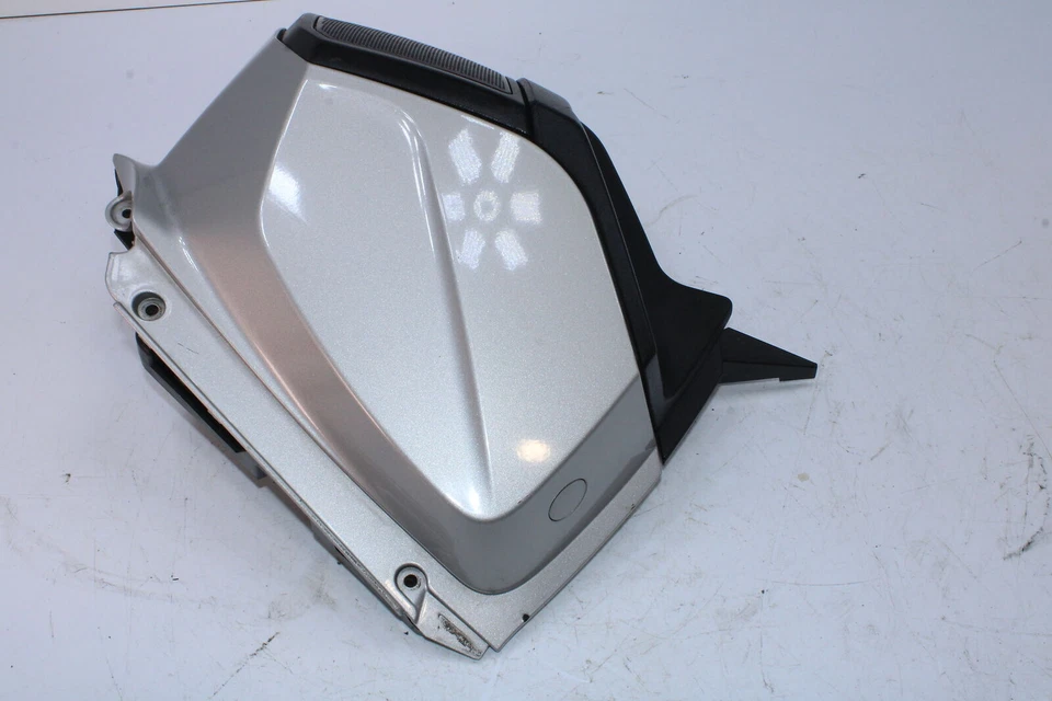 2013 Can-am Spyder St Se5 left sound box silver  708301555 - Image 4 of 4