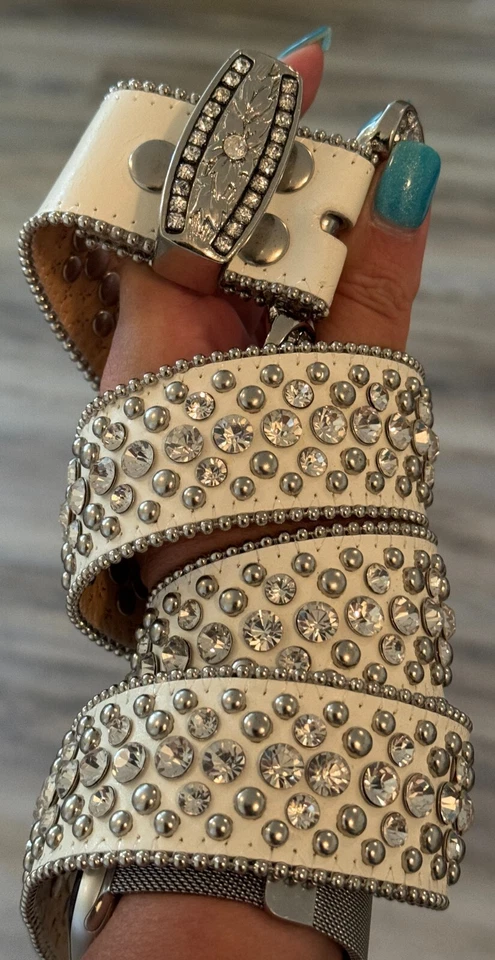 Impresionante Cinturón Western Beige Cargado con Estrás Floral Hebilla Plateada Foto 2 de 4