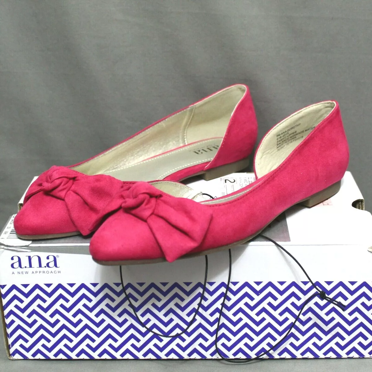 Magenta flat best sale shoes