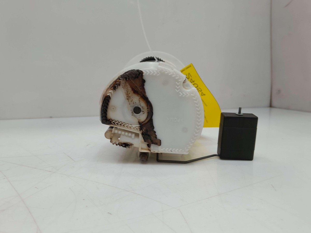 まか 17040-ZX70A - Nissan Maxima Fuel Pump NEW OEM - 17040ZX70A