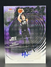 2025-26 Topps Finest Kyle Filipowski Colossal Shots Auto Black Geometric #/25