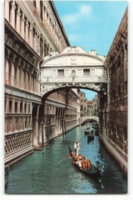 View of the Bridge of Sighs in Venice, Italy VTG Postcard AP1.
