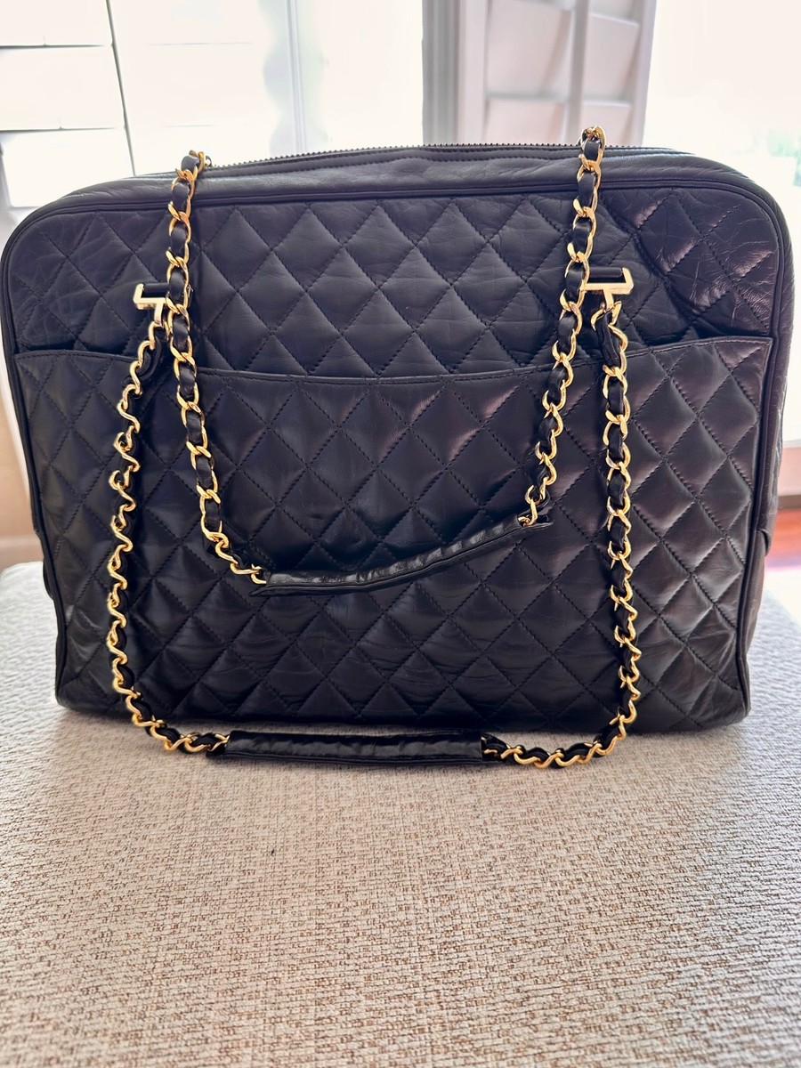 Authentic 1980's CHANEL quilted MATELASSE Lambskin camera bag