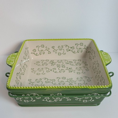 Temp-Tations Floral Lace Shamrock Square Baker 2.5 Qt Plastic Cover Metal Stand - Picture 3 of 8