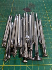 Lotto di 30 strumenti per timbratura in pelle Craftool (2)