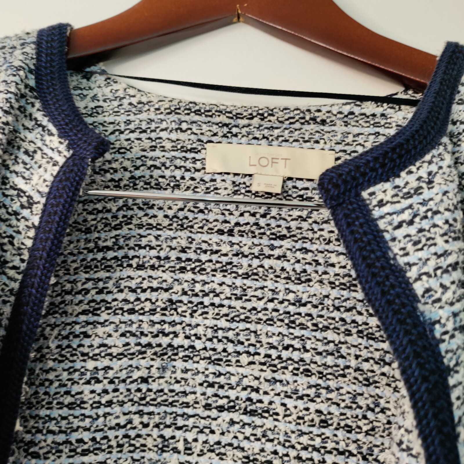 Ann Taylor Loft Women S Bell Sleeve Knit Sweater Navy/White Office Open Cardigan image 3
