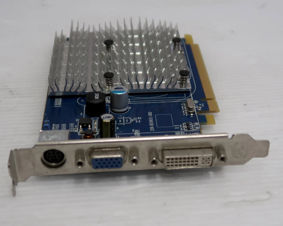 AMD Radeon HD 2400 PRO 256MB, DDR2, DVI, VGA, Sapphire 11109-01 - WORKING - Image 2 of 4