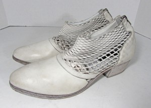 steve madden caged booties