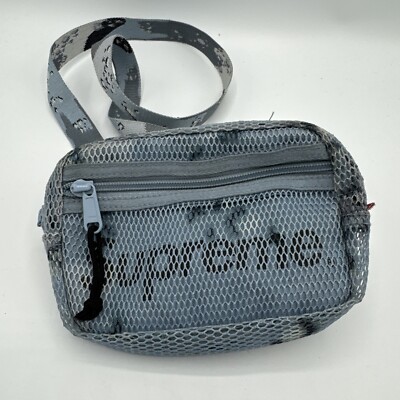 Supreme Small Shoulder Bag Blue Chocolate Chip Camo SS20 3M