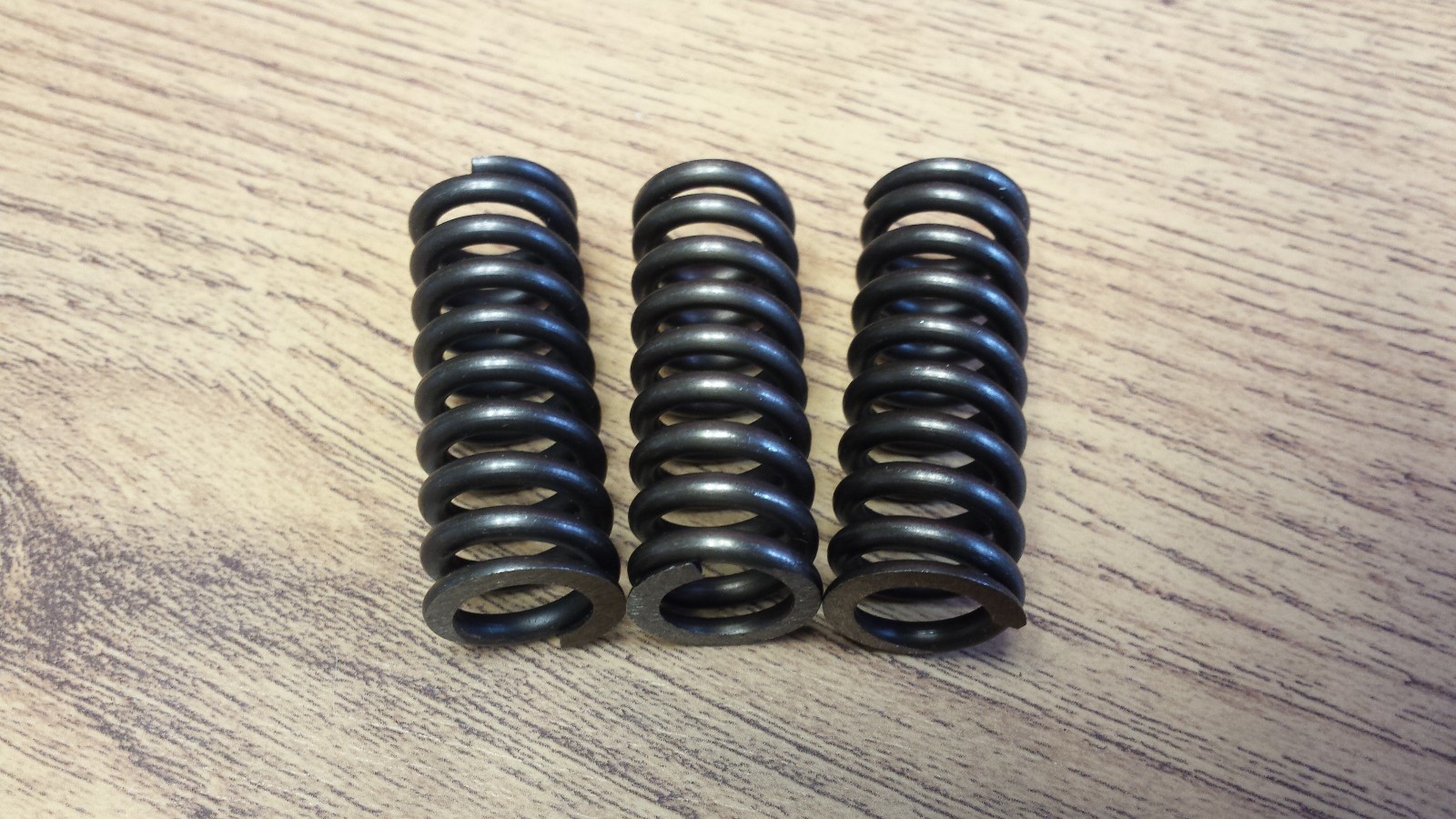 TRIUMPH TR7 TIGER T140 BONNEVILLE 750 CLUTCH SPRING x3 574644 eBay